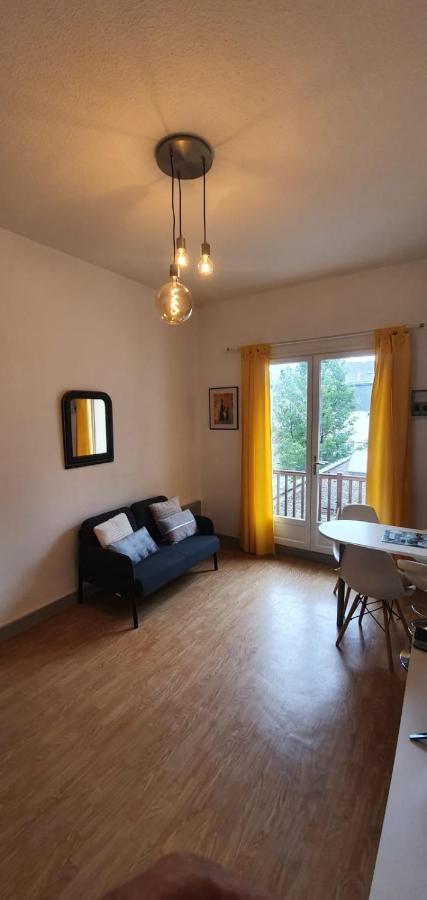 Studio Lumineux Au Centre Ville Баньєр-де-Бігорр Екстер'єр фото